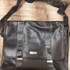 Kenneth Cole Black Bag!